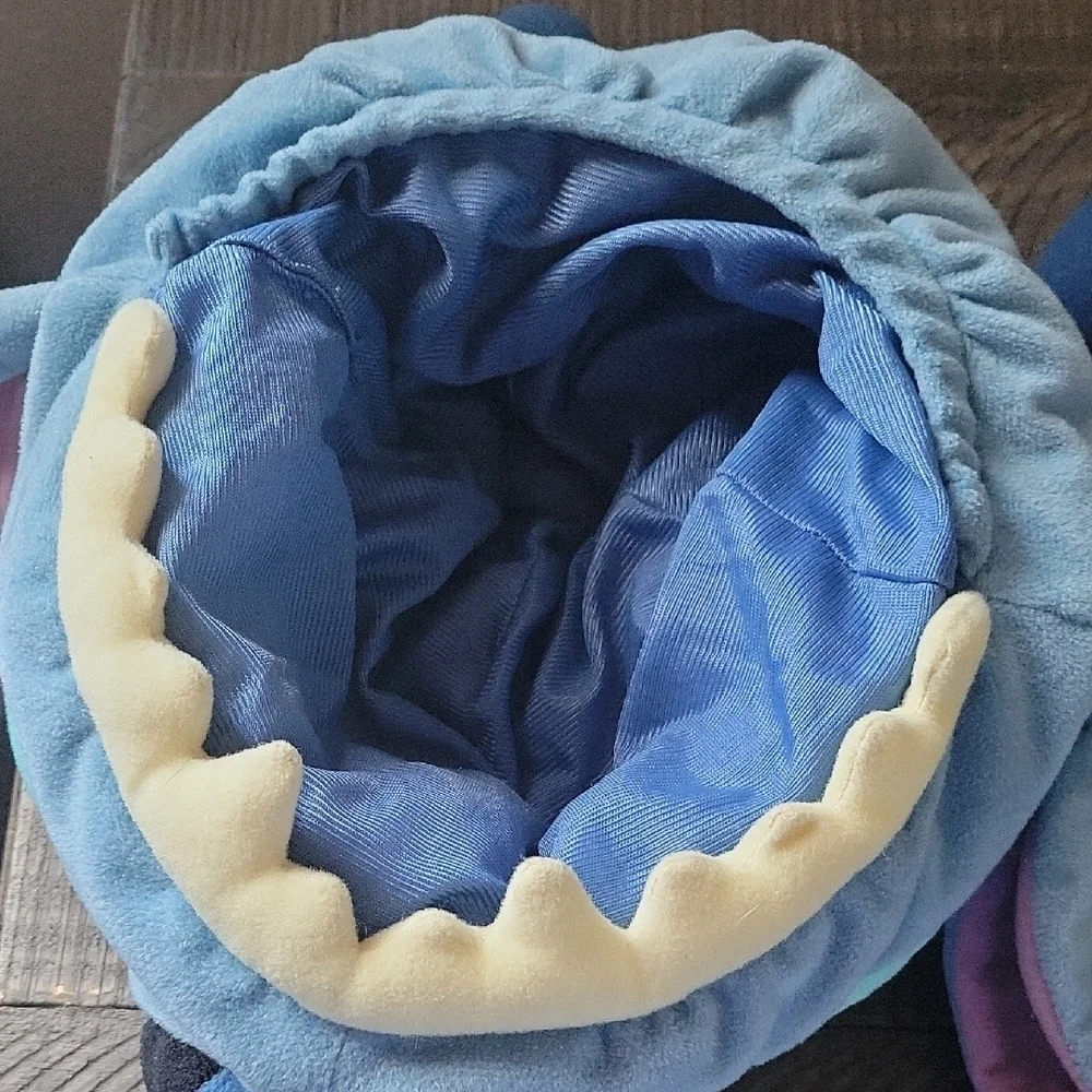 Stich Head Blue and Pink  Alien Antena used good Conditiener